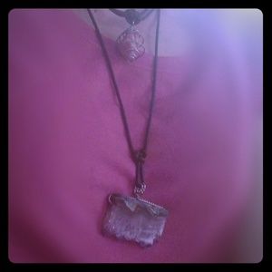 Gems, rocks,beas cadgss an can make custom knots